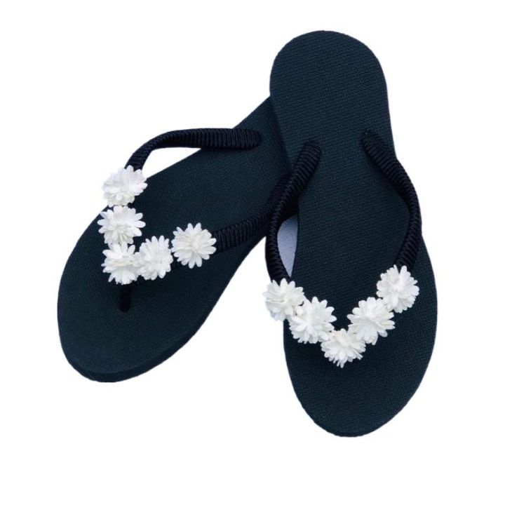 Daisy%20Flowers%20Ladies%20Slippers%20/Flip%20Flops%20-%20Image%202