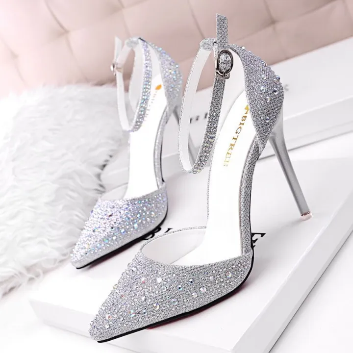 2023New%20Korean%20Style%20Rhinestone%20Pointed%20Toe%20Bridal%20Wedding%20Shoes%20Silver%20Girl%20High%20Heel%20Sandals%20All-Matching%20Ankle-Strap%20Buckle%20Shoes%20-%20Image%209