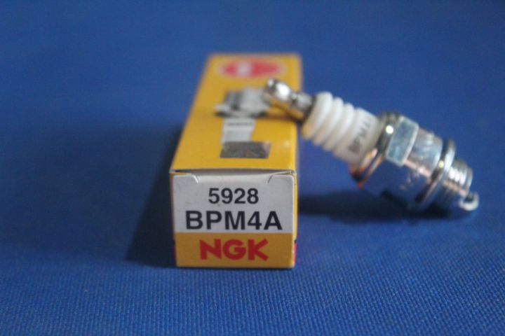 spark%20plug%20BPM4A%20NGK%20for%20GRASS%20CUTER%20&%20CHAIN%20SAW%20MACHINE%20-%20Image%203
