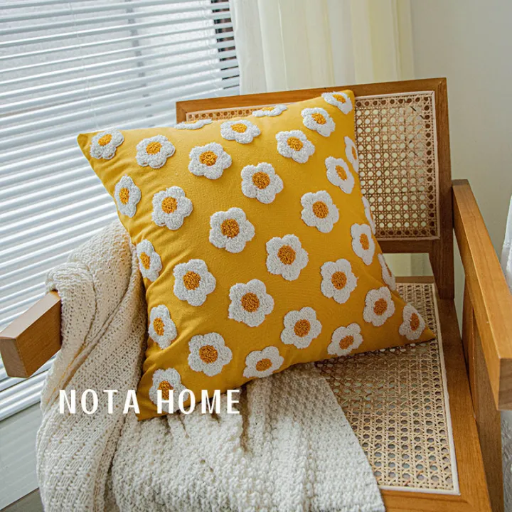 Northern%20European-StyleinsWind%20Net%20Red%20Pillow%20Flower%20Sunflower%20Living%20Room%20Sofa%20Cute%20Lumbar%20Pillow%20Back%20Cusion%20Little%20Daisy%20Cushion%20Cover%20-%20Image%208