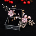 4pcs/Set Pearl Flower Hairpin Side Comb Golden Leaf Shaped Alloy Tiaras Wedding Bride Insert Hair Clips Hair Jewelry Bride Headwear. 
