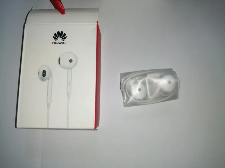 Huawei%20Headset%20Handfree%20headphone%20-%20Half%20In-ear%20earphone%20-%20Image%204