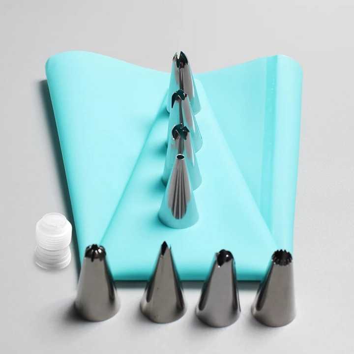 10Pcs/Set Silicone Kitchen Accessories Icing Piping Cream Pastry Bag 6 Stainless Steel Nozzle Set DIY Cake Decorating Tips Set