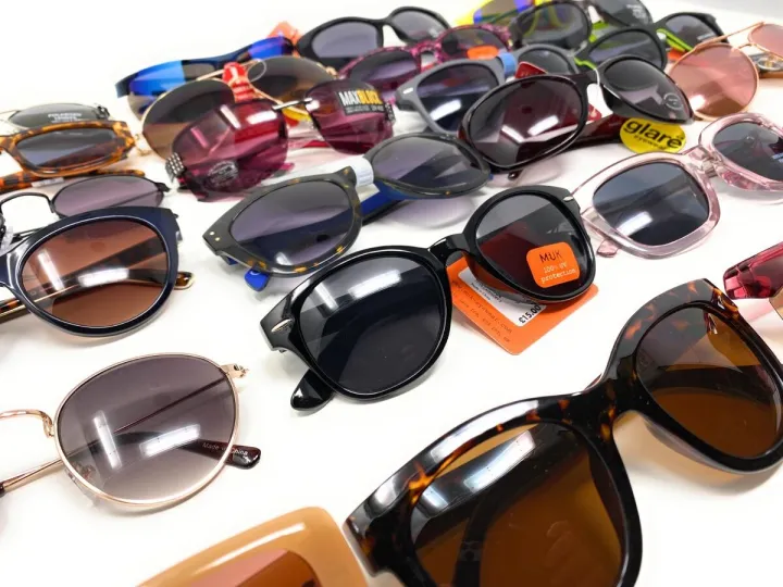 2nd%20Quality%20Damage%20Sunglasses%20Randomly%20Select%20Sunglasses%20for%20Men%20and%20Women%20Fashion%20Latest%20Sunglass%20for%20Men's%20&%20Women's%20Sunglasses%20Drivers%20Driving%20Colourful%20Sport%20-%20Image%205