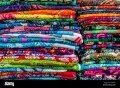 SriLankan Traditional Handmade Bathik Sarong Indian Sarong 2M ( Random Design ). 