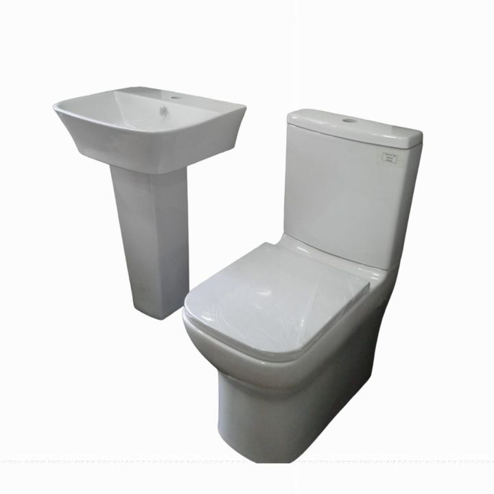 Bathroom commed and wash basin