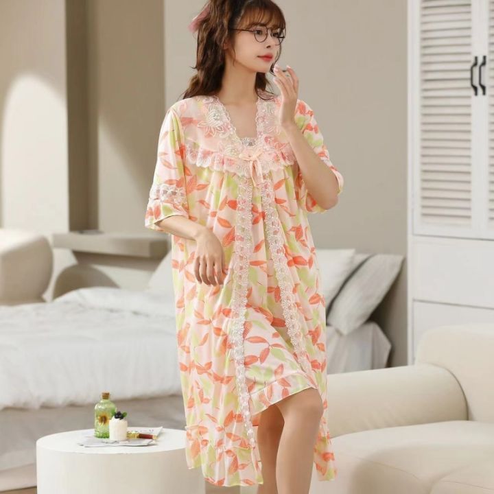 Luxury%20Floral%20Two-Piece%20Bridal%20Honeymoon%20Nightwear%20%E2%80%93%20Effortless%20Comfort,%20Everyday%20Elegance%20-%20Image%204