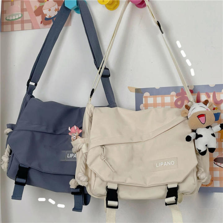 Trendy%20Crossbody%20Bag%20For%20Girls%20Spacious%20Shoulder%20Bag%20For%20Men%20Mailman%20Bag%20Girl%20Student%20Crossbody%20Bag%20Men's%20Large%20Capacity%20Shoulder%20Bag%20-%20Image%203