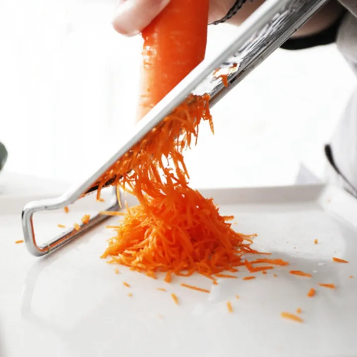 Stainless%20Steel%20Vegetable%20Grater%20Kitchen%20Hand-Held%20Cutter%20Sharp%20Flat%20Premium%203%20Way%20Teeth%20Carrot%20Potato%20Peeler%20-%20Image%203