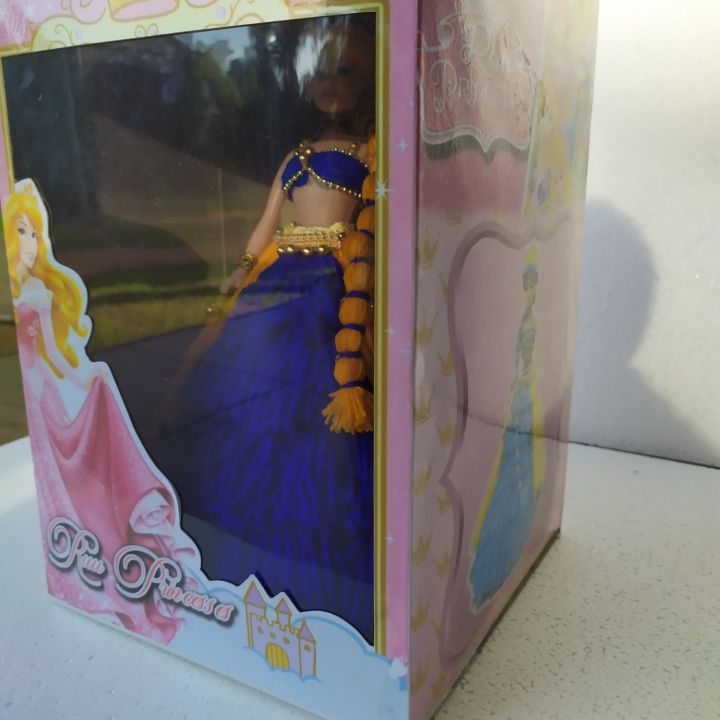 Ruu%20Princess%20Wool%20Doll%20-%20Image%204