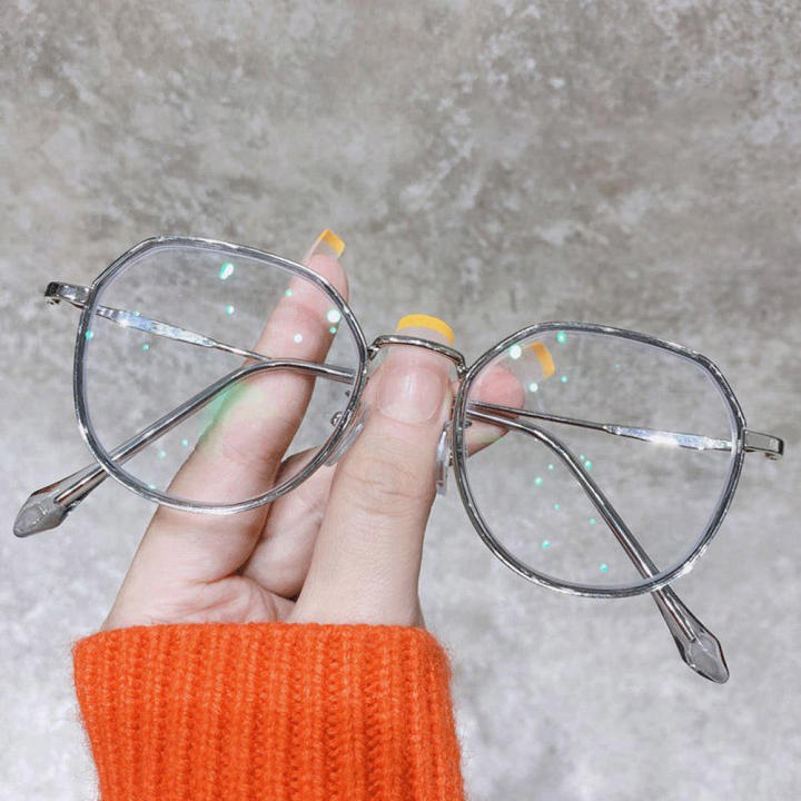 Blue%20ray%20protection%20Blue%20Ray%20Blocking%20Glasses%20Lightweight%20Fashionable%20Big%20frame%20Glasses%20Frames%20Glasses%20Unisex%20Prescription%20ready%20Blue%20light%20blocking%20for%20Office%20use%20Gaming%20Study%20Outdoor%20activities%20-%20Image%204