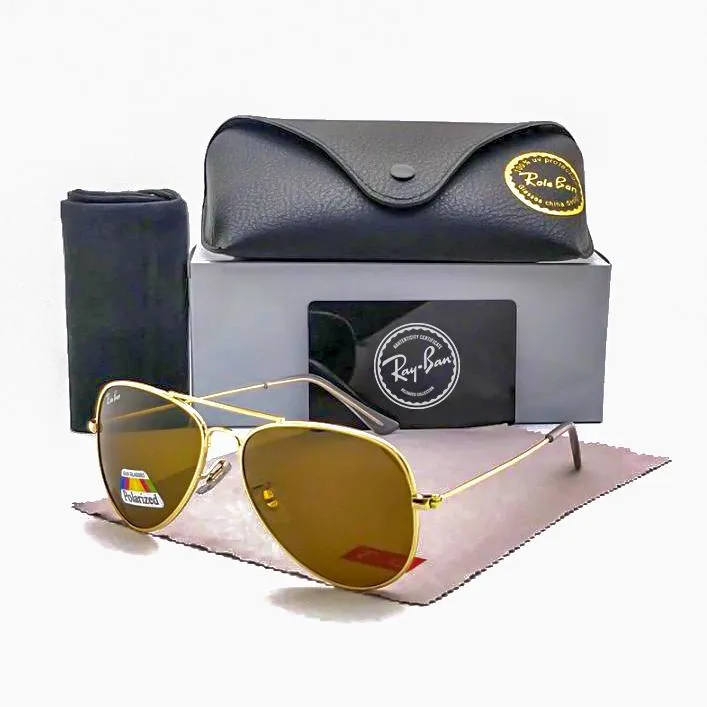 Ray-Ban%20Aviator%20Polarized%20Sunglasses%20-%20Image%203