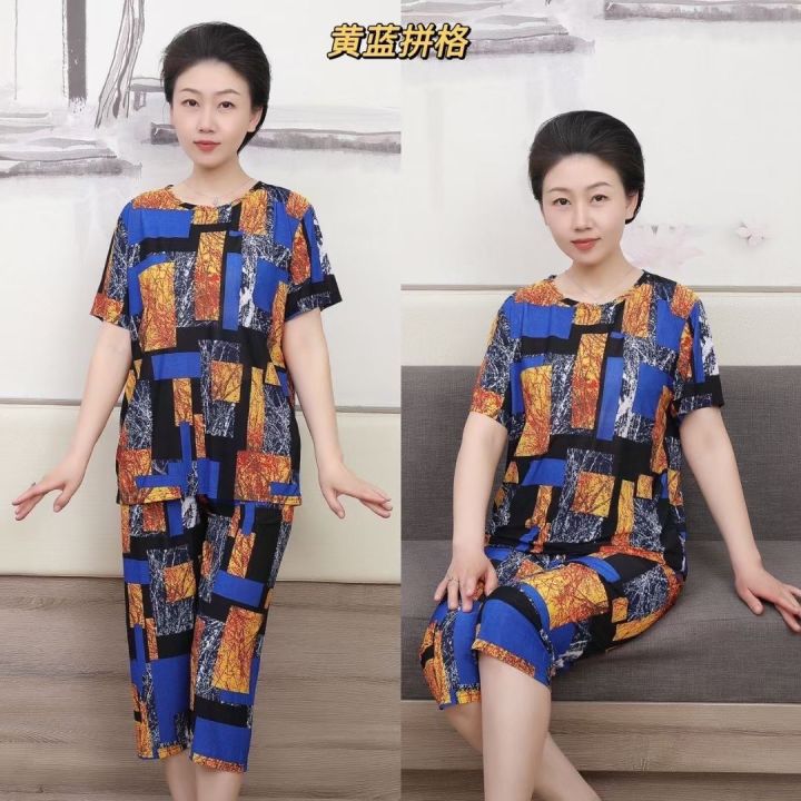 Summer%20New%20Loose%20Mom%20Wear%20Short%20Sleeve%20Leisure%20Extra%20Large%20Oversized%20Middle-Aged%20and%20Elderly%20Grandma's%20Suit%20Imitation%20Ice%20Silk%20Two-Piece%20Suit%20-%20Image%205