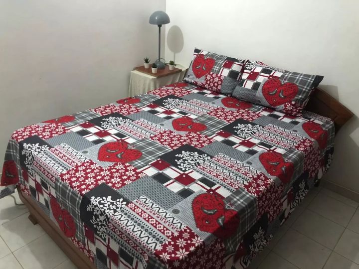 Bed%20Sheet%20With%202%20Pillow%20Covers%20cotton%20(full%2070*90%202%20pillow%20c,%20single%2075*50%20one%20pillow%20cover)%20-%20Image%206