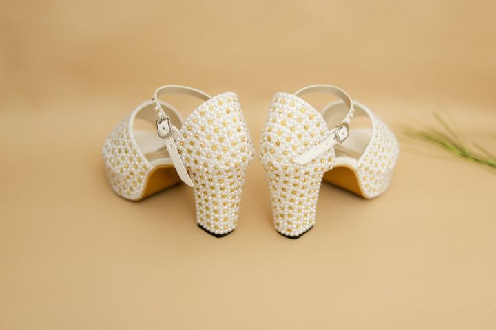 M%20Bridal%20Bliss%20Heels%20%E2%80%93%20Elegant%20Wedding%20Shoes%20for%20Bride%20-%20Image%204