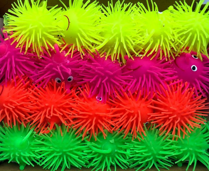 Ayogya%20set%204:%20Pair%20of%20Led%20silicone%20rubber%20ball%20toy%20for%20kids%20(soft%20toy%20with%20color%20and%20light)%20-%20Image%205