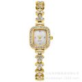 Qingwen  Small Square Watch Girls Quartz Watch Refined Grace Women's Bracelet Watch Early High School Student Watches. 