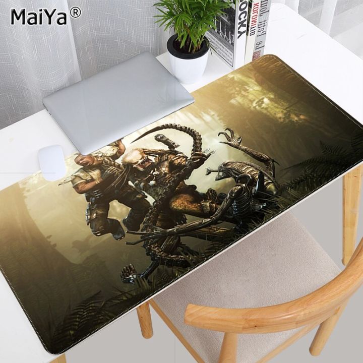 Predator%20Gaming%20Player%20Vs%20Mousepad%20All%20For%20180X220X2Mm%20Size%20And%20Mousepad%20Computer%20Mouse%20Pad%20250X290X2Mm%20Csgo%20Game%20Alien(A4_Lock%20Edge%2040X90Cm)%20-%20Image%207