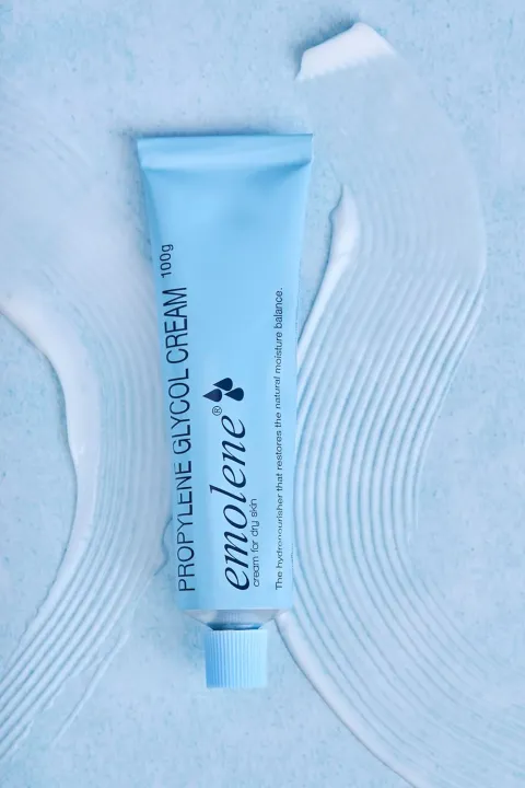 Emolene%20-%20Moisturizing%20Cream,%20Hydronourish%20Dry%20Skin,%20Restores%20Moisture%20Balance,%20Smoothens%20Skin,%20Non-Greasy,%20Non-Comedogenic,%20Hypoallergenic,%20Fast%20Absorbing,%20Anti-Aging,%20Deep%20Hydration,%20Lightweight,%20Suitable%20for%20All%20Skin%20Types%20for%20Men%20and%20Women,%20100%20grams%20-%20Image%207