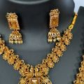 Dull gold color big double necklace with one pair earring fashion jewelry set with gold stone for girl and women. 