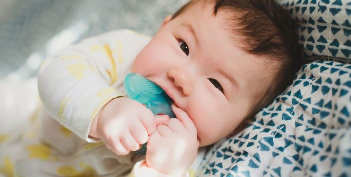 4%20Pcs%20Baby%20Teething%20Toy%20Set%20Silicone%20Baby%20Teether%20Freezer%20Safe%20Soothing%20Teether%20Set%203+%20Months%20-%20Image%204