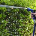 Magic Water Hose.100FT Extra Long Retractable Expandable Magic Garden Hose Pipe & Spray Gun with 7 Modes Spray Gun Flexible 100 Feet Expandable. 
