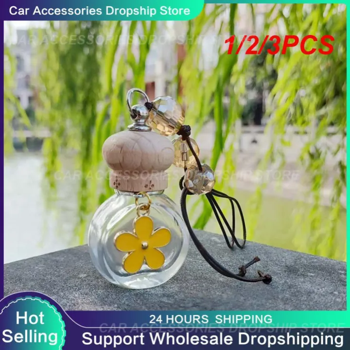 1/2/3PCS%20Car%20Decoration%20Oil%20Bottle%20Lasting%20Fragrance%20Durable%20Daisy%20Metal%20Petals%20Crystal%20Bead%20Wax%20Rope%20Car%20Accessories%20-%20Image%202