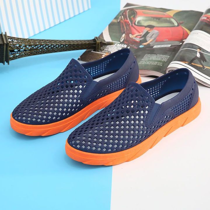 Men's%20Korean-Style%20Hole%20Shoes2023Summer%20Rubber%20High%20Elastic%20Soft-Soled%20Jelly%20Shoes%20Men's%20Non-Slip%20Large%20Size%20Casual%20Men's%20Sandals%20-%20Image%207