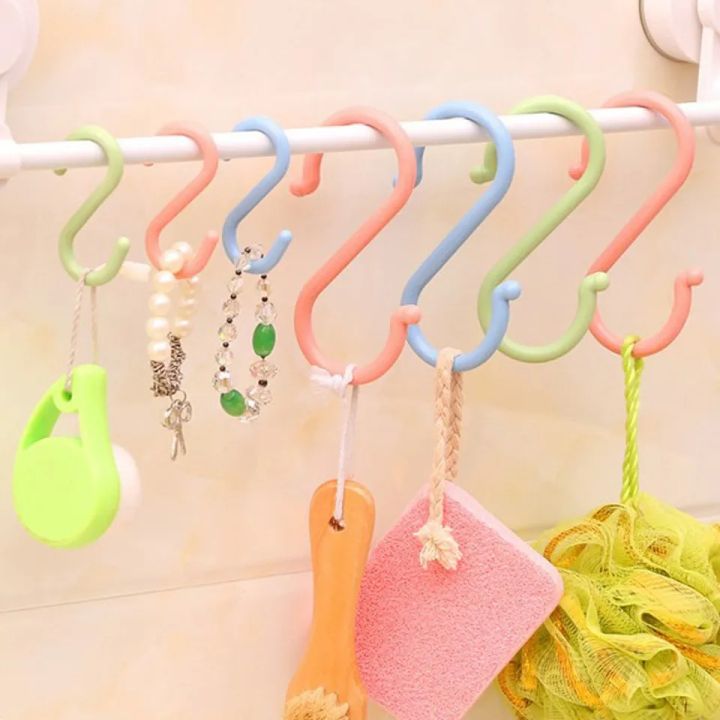 3pcs%20S%20Hooks%20Hanging%20Mini%20Plastic%20White%20S%20Shaped%20Utensils%20Clothes%20Towel%20Spoon%20Hangers%20Racks%20Hooks%20-%20Image%202