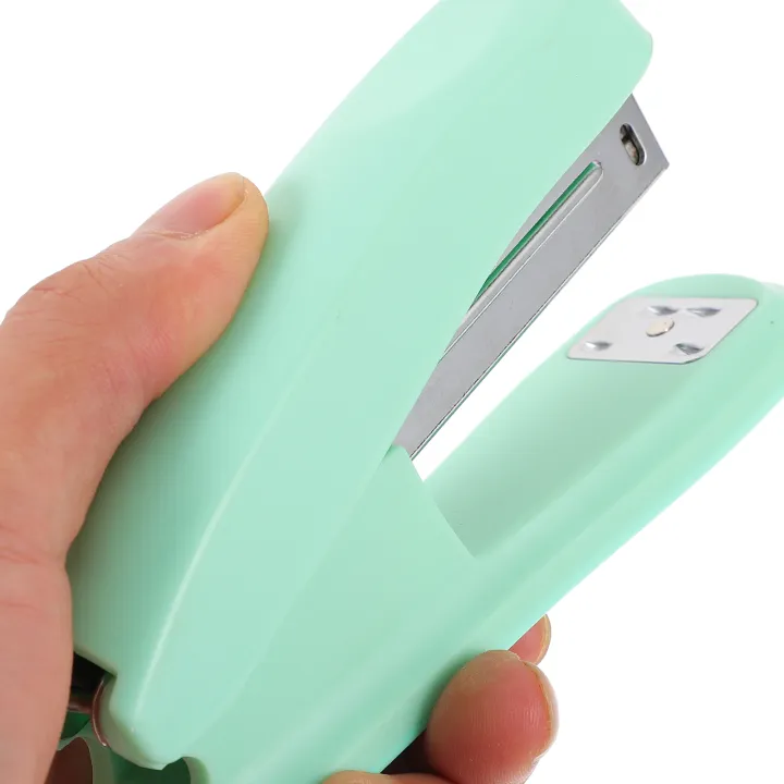 Stapler%20Small%20Desk%20Office%20Desktop%20Supplies%20Essentials%20Metal%20Handheld%20Staplers%20Bulk%20-%20Image%205