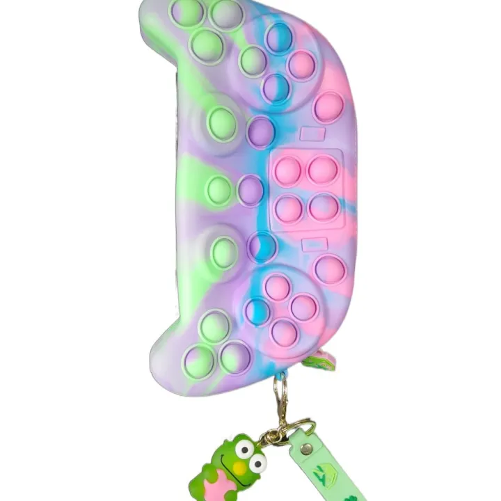 Silicone%20Pop-It%20Pencil%20Case%20with%20kaychain%20-%20Image%206