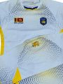 New 2025 Sri Lanka Football Jersey Men Breathable Performance Sportswear. 