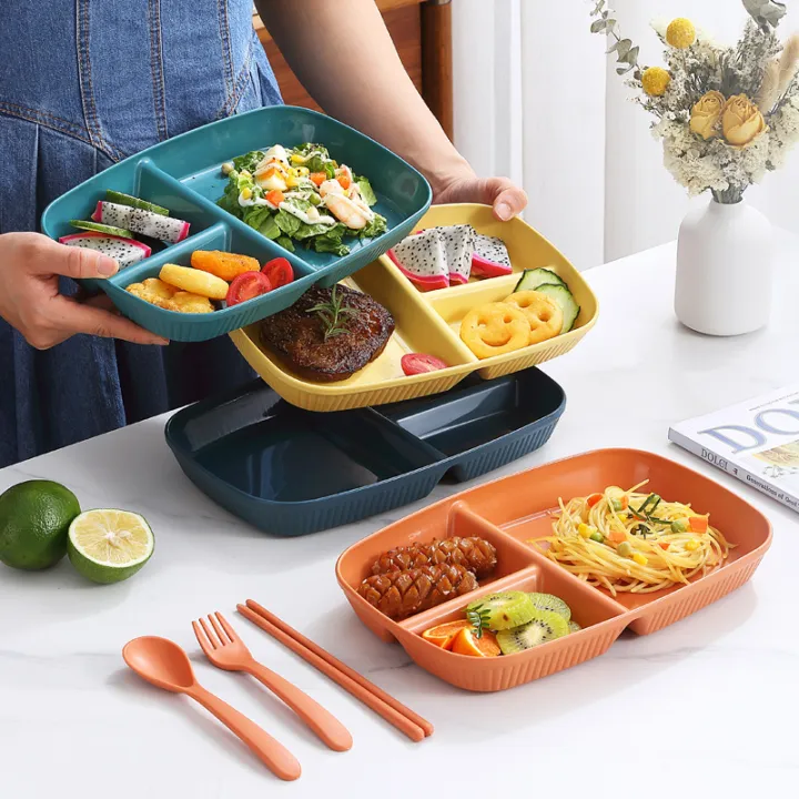 Kitchen%20accessories%20Divided%20Dish%20Diet%20Reusable%20Dinner%20Plate%20Kitchen%20Dinnerware%20Portion%20Plates%20For%20Adults%203%20Compartments%20Microwave%20Safe%20XINYAN%20-%20Image%202