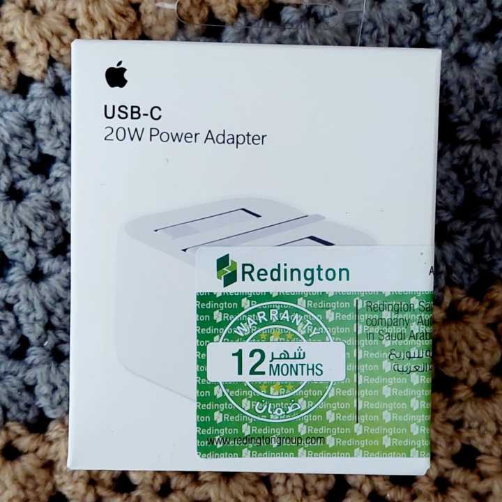 Genuine%2020W%20USB-C%20Power%20Adapter%20from%20Redington%20White%20iPhone%20Mobile%20Charging%20Adapter%20-%20Image%207