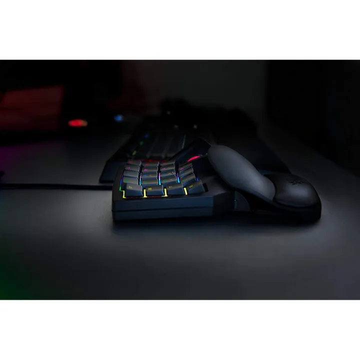 Razer%20Tartarus%20V2%20Chroma%20Mecha%20Gaming%20Keypad%2032%20Keys%20Membrane%20Wired%20Keyboard%20Fully%20Programmable%20Backlight%20Mechanical%20Keys%20-%20Image%207