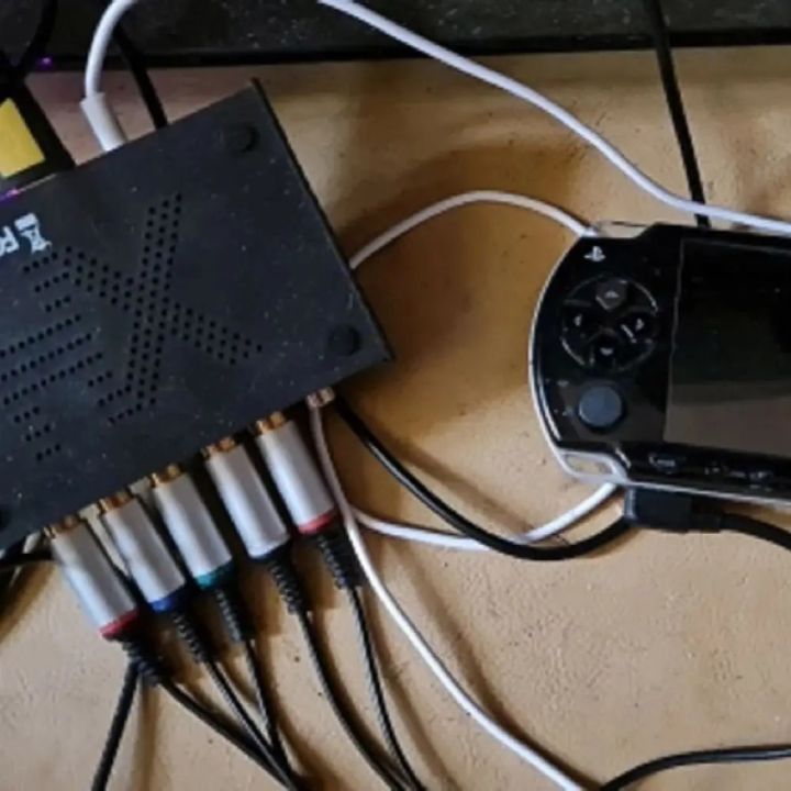 Audio%20Video%20Cable%20to%20RCA%20Extension%20Component%20Data%20Cord%20for%20PlayStation%20Portable%20PSP%202000%203000%20Slim%20To%20TV%20Monitor%20-%20Image%203