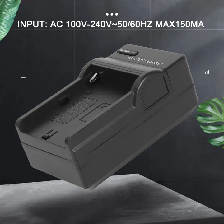 NP-F550%20Battery%20Charger%20NP-FM50,%20FM70,%20FM90,%20FM30,%20FM500H,%20FM51(USplug)%20-%20Image%202