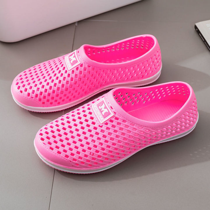 Couple%20Hole%20Shoes%20Summer%20New%20Sandals%20Men's%20Work%20Shoes%20Waterproof%20Non-Slip%20Drifting%20Hole%20Shoes%20Female%20Student%20Beach%20Shoes%20-%20Image%202