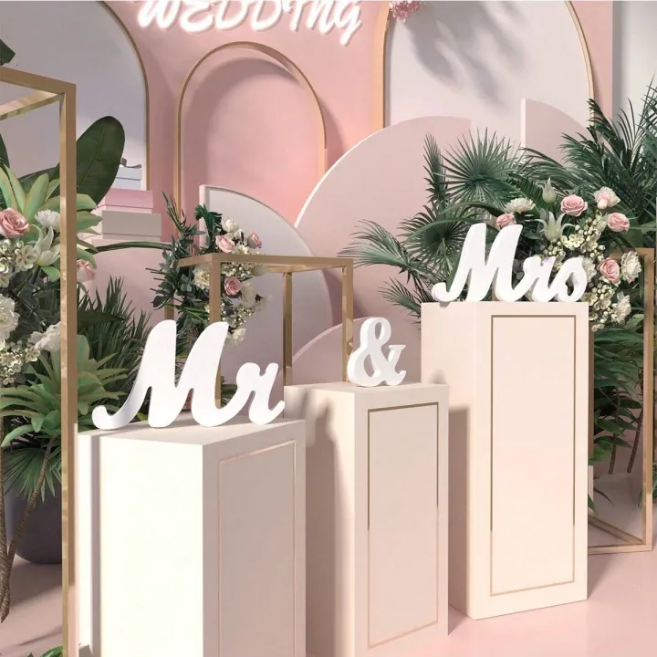 Wooden%20Letter%20Wedding%20Decorations%203D%20Character%20Decoration%20Props%20for%20Mr.%20and%20Mrs.%20Wedding%20Activities%20Singles%20Party%20DIY%20Decoration%20-%20Image%202