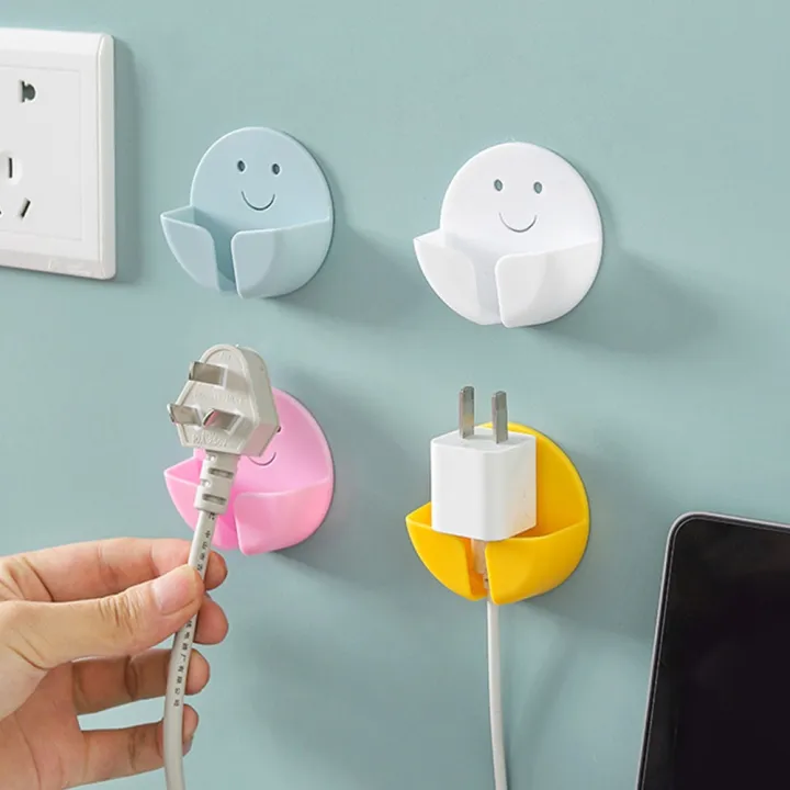 Plug%20Fixed%20Rack%20Data%20Cable%20Charger%20Power%20Plug%20Socket%20Holder%20Self%20Adhesive%20Multifunction%20Smile%20Face%20Plug%20Storage%20Hooks%20Seamless%20Nail-Free%20Home%20Wall%20Racks%20Creative%20-%20Image%202