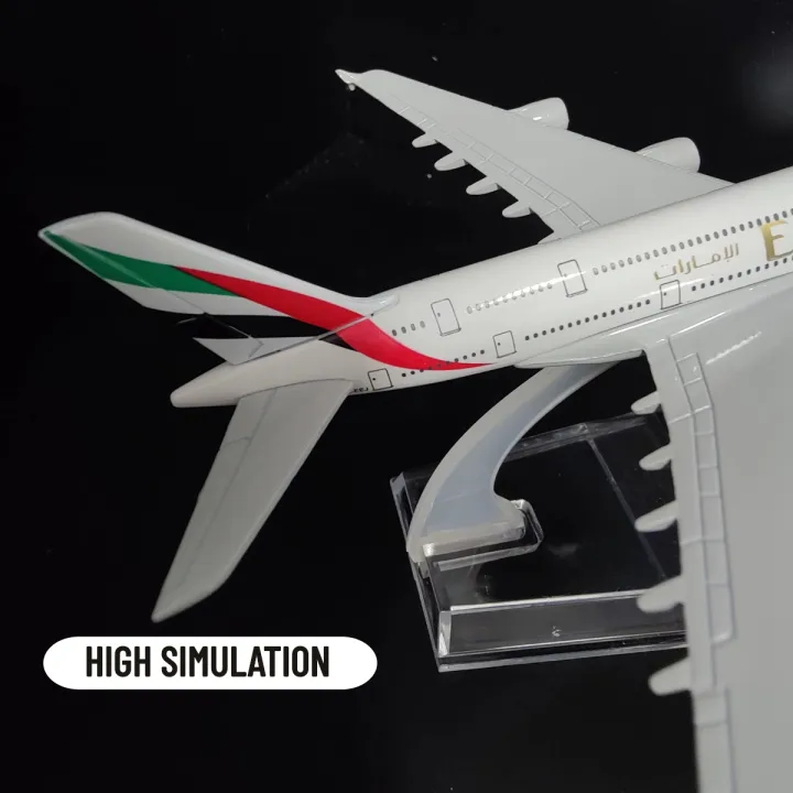 Emirates%20Airlines%20Aircraft%20model%20Scale%201:400%20Metal%20Model%20Aviation%20Plane%20Collectible%20Toys%20-%20Image%203