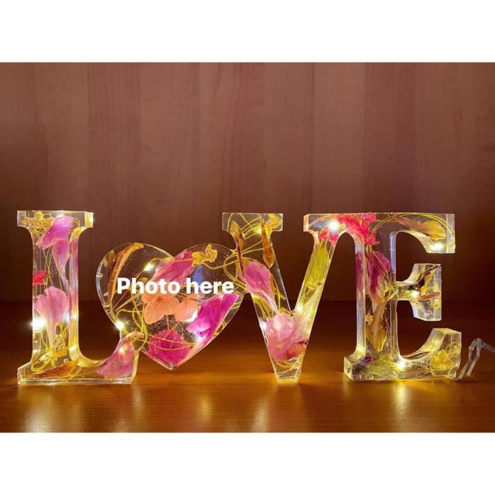 Resin love frames, color can be customize