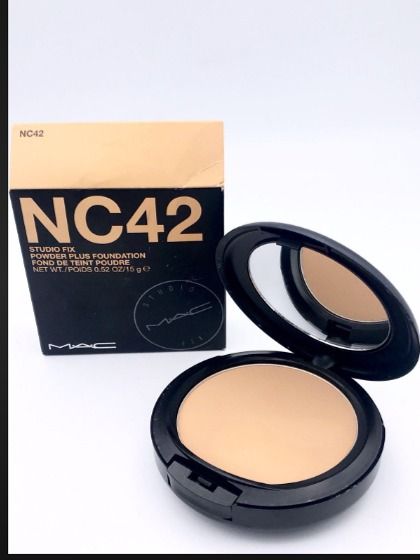 MAC%20Studio%20Fix%20Powder%20Plus%20Foundation%20-%20NC42%20Foundation%20Women%200.52%20oz%20-%20Image%202