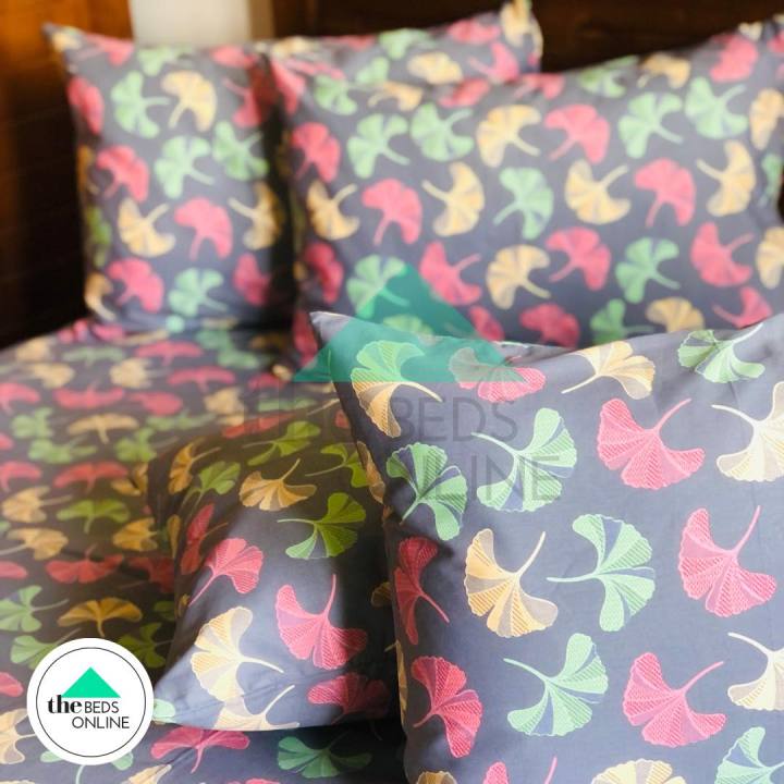 Fine%20Feather%20-%20100%25%20Egyptian%20Cotton%20Flat%20Bed%20Sheet%20with%202%20Pillow%20Covers%20-%20Comfortable%20Bedding%20Set%20by%20The%20Beds%20Online%20-%20Image%204
