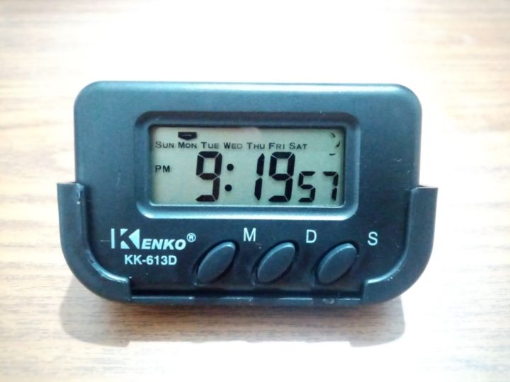 KK-613D%20KENKO%20Digital%20Clock%20with%20Alarm%20Clock%20Stopwatch%20Calendar%20Pocket%20Size%20Multifunctional%20Table%20Car%20Kitchen%20Study%20Electronic%20Clock%20-%20Image%2010