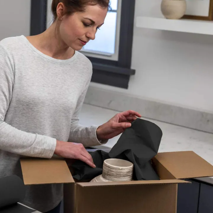 Black%20Kraft%20Paper%20Roll%20Use%20it%20as%20Construction%20Paper%20Poster%20Board%20Wrapping%20Paper%20Art%20Paper%20Roll%20Poster%20Paper%20for%20Gift%20Wrapping%20-%20Image%205