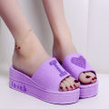 Women's Summer Cute Heart-Shaped 5CM Thick-Soled Wedge-Heeled Slippers Soft-Soled Mid-Heel Flip-Flops Non-Slip Beach Shoes. 