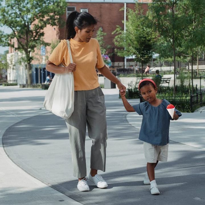 OYPFXMI%20White%20Paper%20Cone%20Cups,%20Snow%20Cone%20Cups,Coated%20Leakproof%20Cone%20Paper%20Cups%20for%20Slush,%20Shaved%20Ice,%20Water%20200Pcs%20-%20Image%203