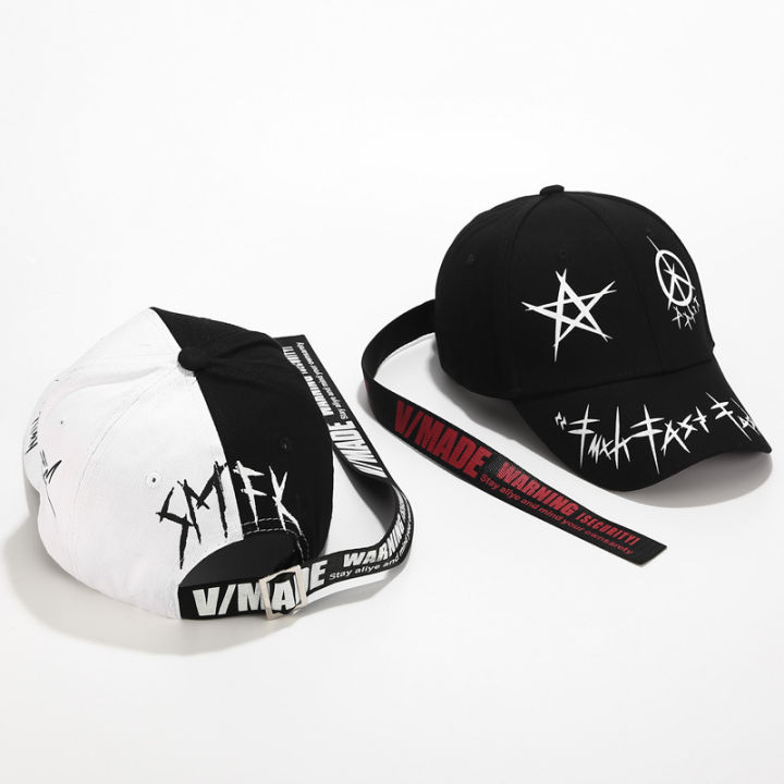 Hat%20Man%20Trend%20Korean%20Edition%20Tide%20Brand%20Baseball%20Cap%20Student%20Casual%20Versatile%20Hip%20Hop%20Cap%20Street%20Personality%20Black%20and%20White%20Tongue%20Cap%20-%20Image%202