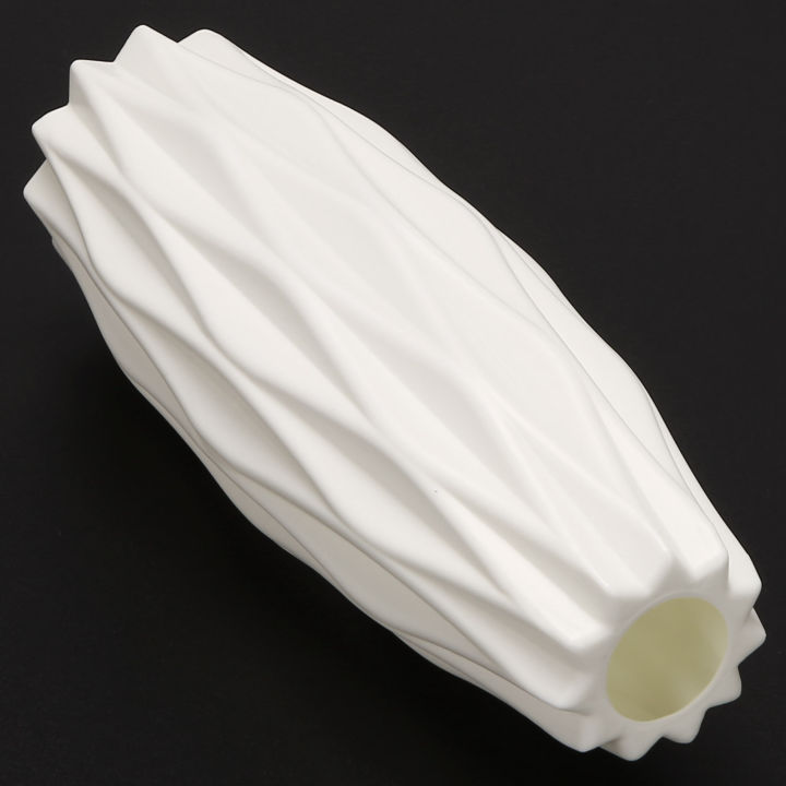 Flower%20Vase%20Decoration%20Home%20Plastic%20Vase%20White%20Imitation%20Ceramic%20Nordic%20Decoration%20Vases%20(White)%20-%20Image%202